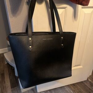 Black tote bag